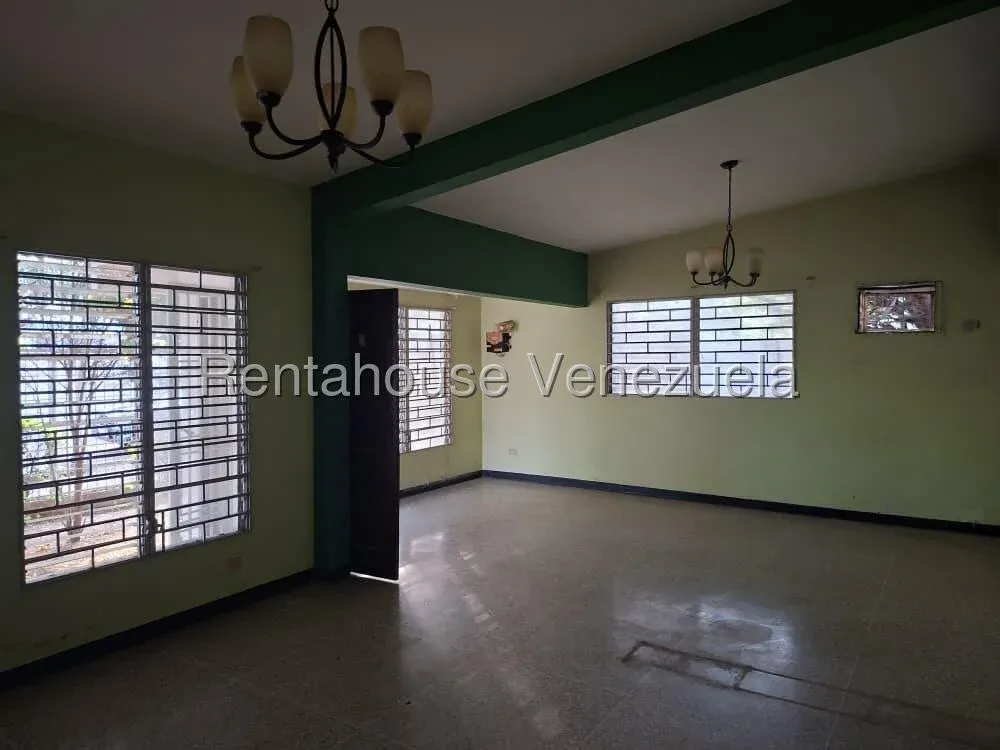 CASA QUINTA EN VENTA EN URBANIZACIÓN CANTACLARO  - 7