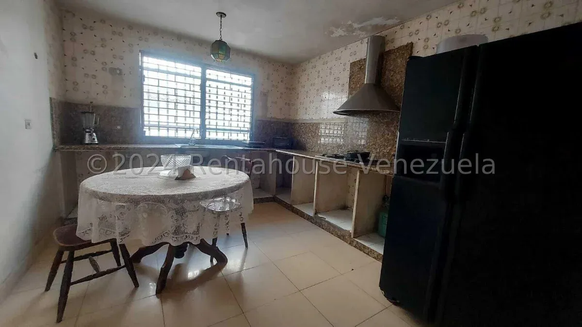 CASA GRANDE EN VENTA EN URBANIZACIÓN CANAIMA  - 7