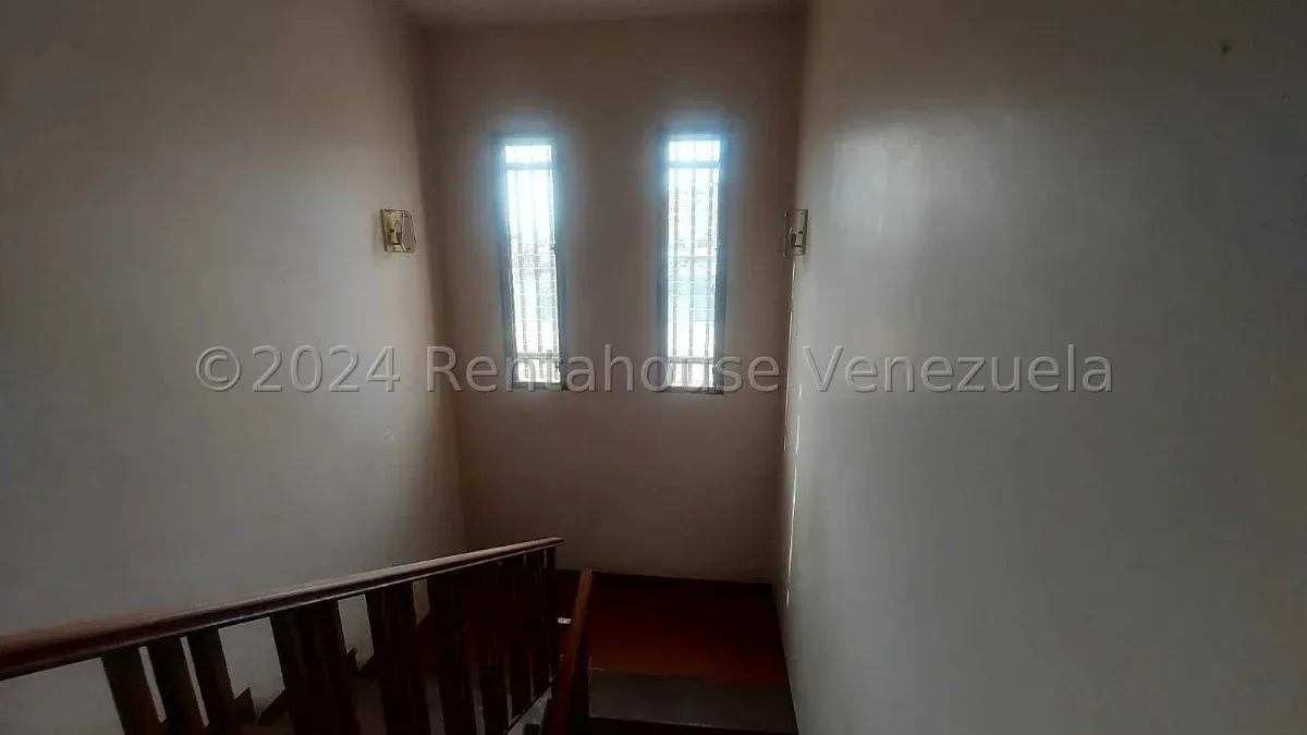 CASA GRANDE EN VENTA EN URBANIZACIÓN CANAIMA  - 10