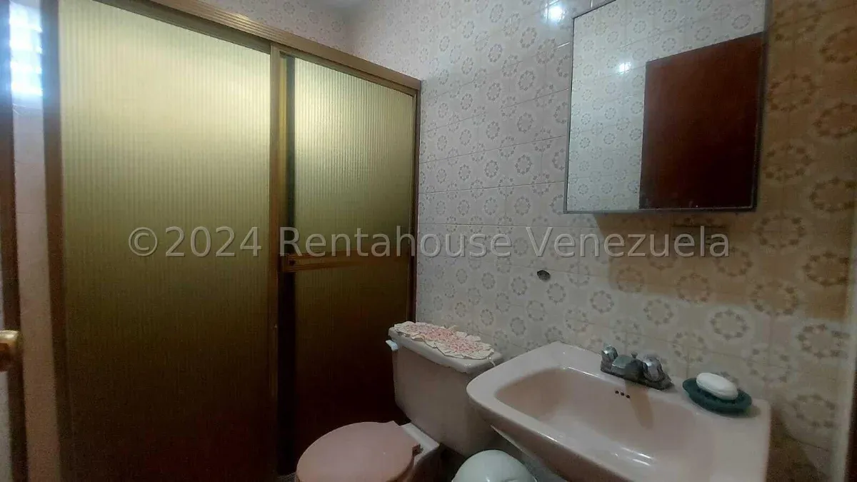 CASA GRANDE EN VENTA EN URBANIZACIÓN CANAIMA  - 12