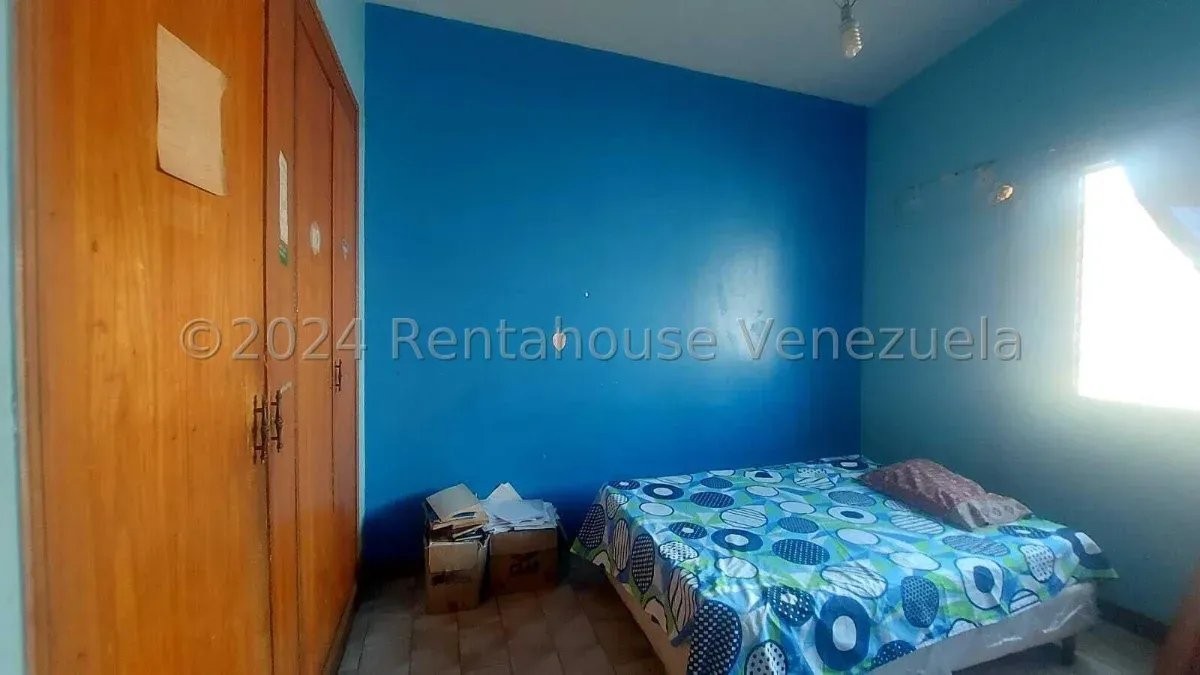 CASA GRANDE EN VENTA EN URBANIZACIÓN CANAIMA  - 15