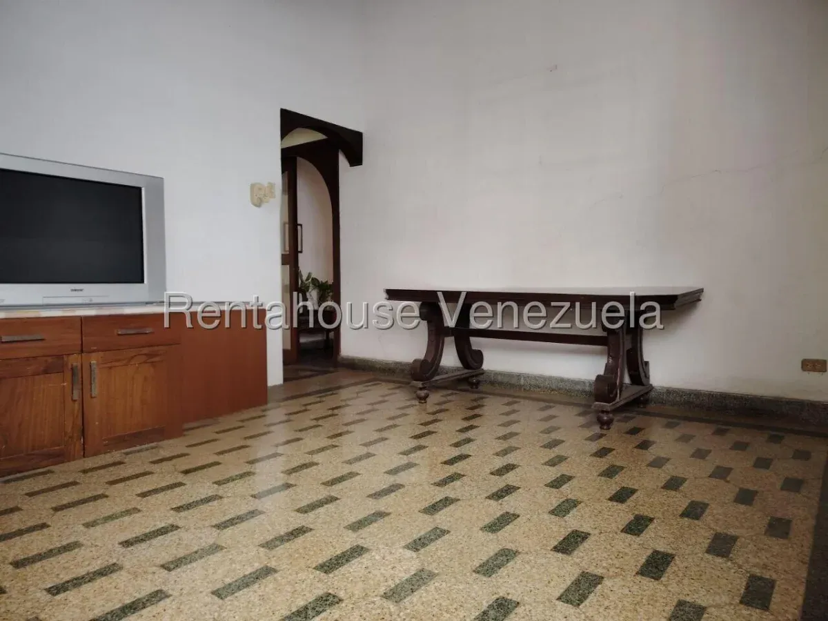 CASA AMPLIA EN VENTA EN SECTOR TIERRA NEGRA - 9