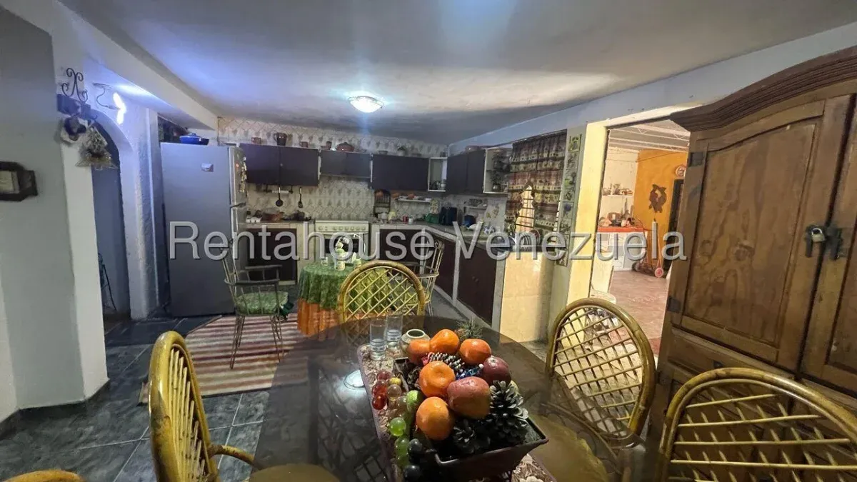 COMODA CASA EN VENTA EN EL SECTOR SAN JACINTO  - 5