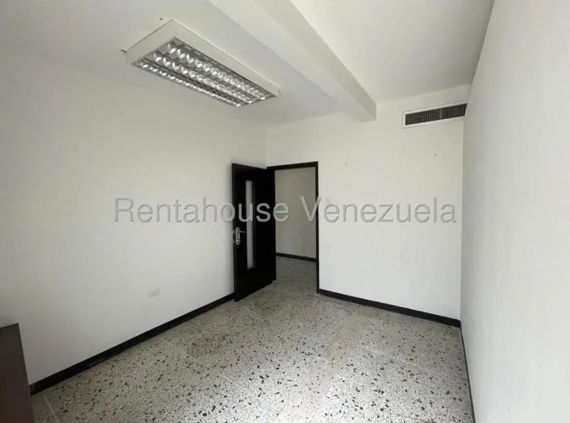 CASA COMERCIAL EN VENTA EN SECTOR TIERRA NEGRA  - 11