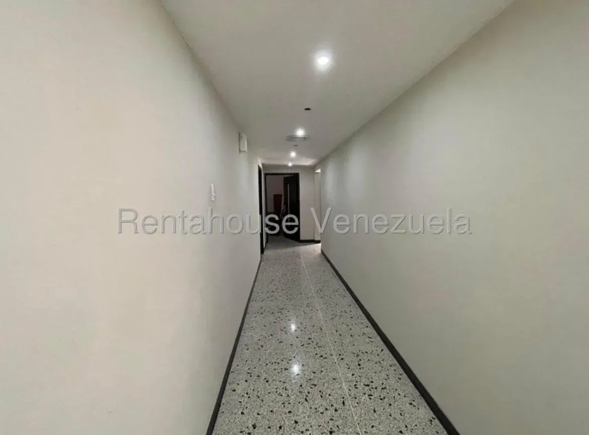 CASA COMERCIAL EN VENTA EN SECTOR TIERRA NEGRA  - 12