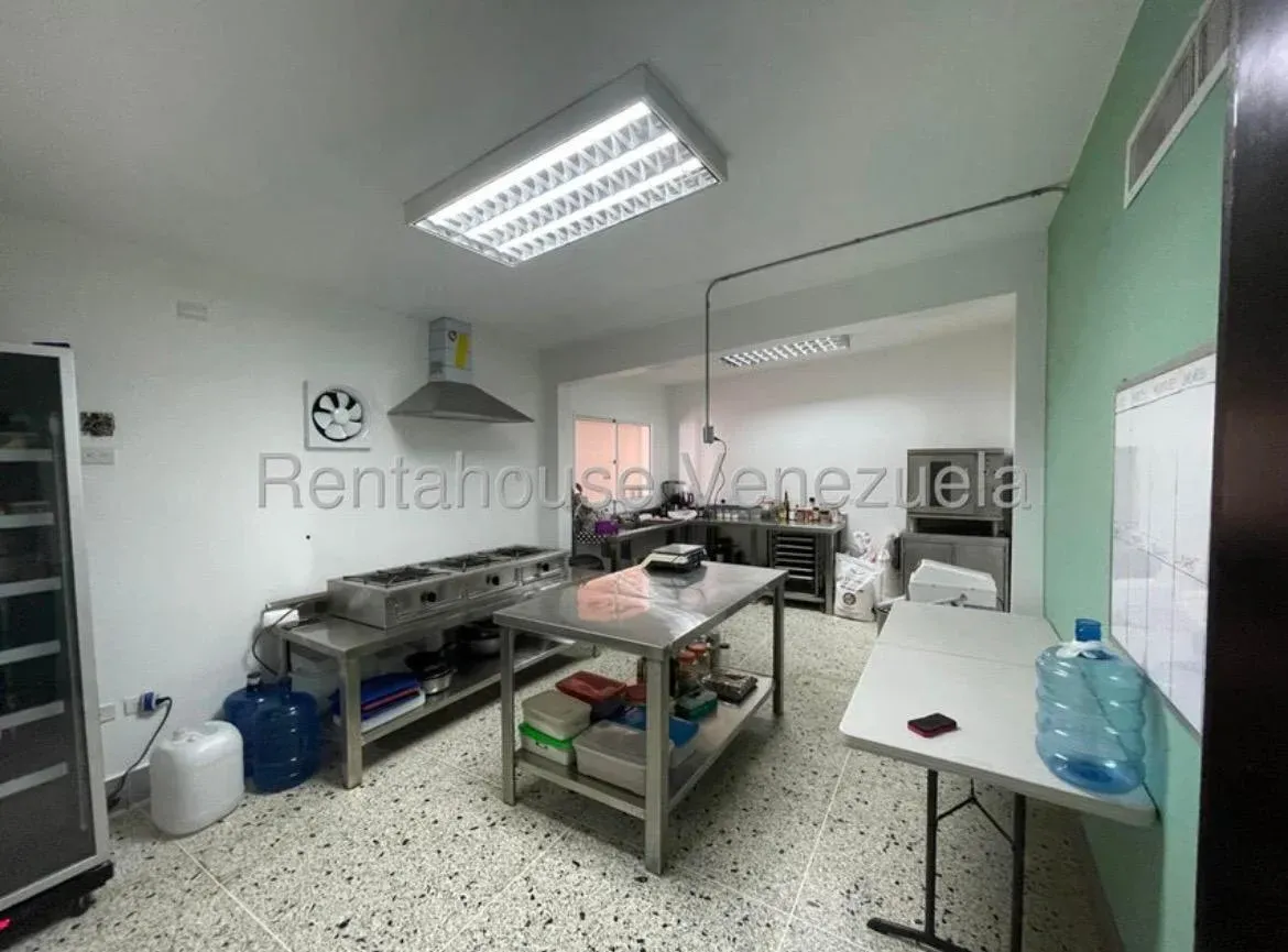 CASA COMERCIAL EN VENTA EN SECTOR TIERRA NEGRA  - 15