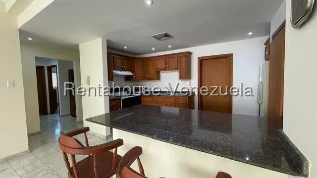 APARTAMENTO EN ALQUILER EN SECTOR VALLE FRIO  - 3