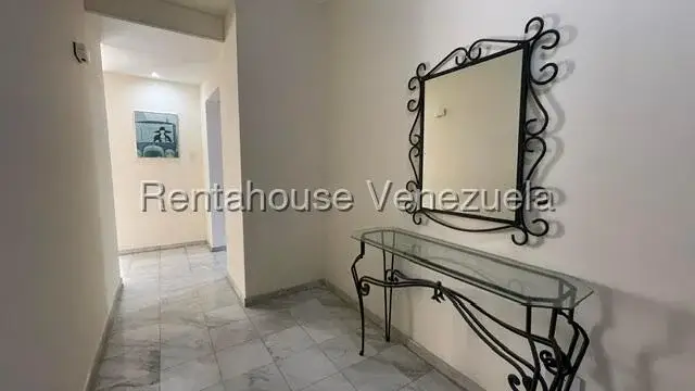 IMPECABLE APARTAMENTO EN ALQUILER EN SECTOR VALLE FRIO 