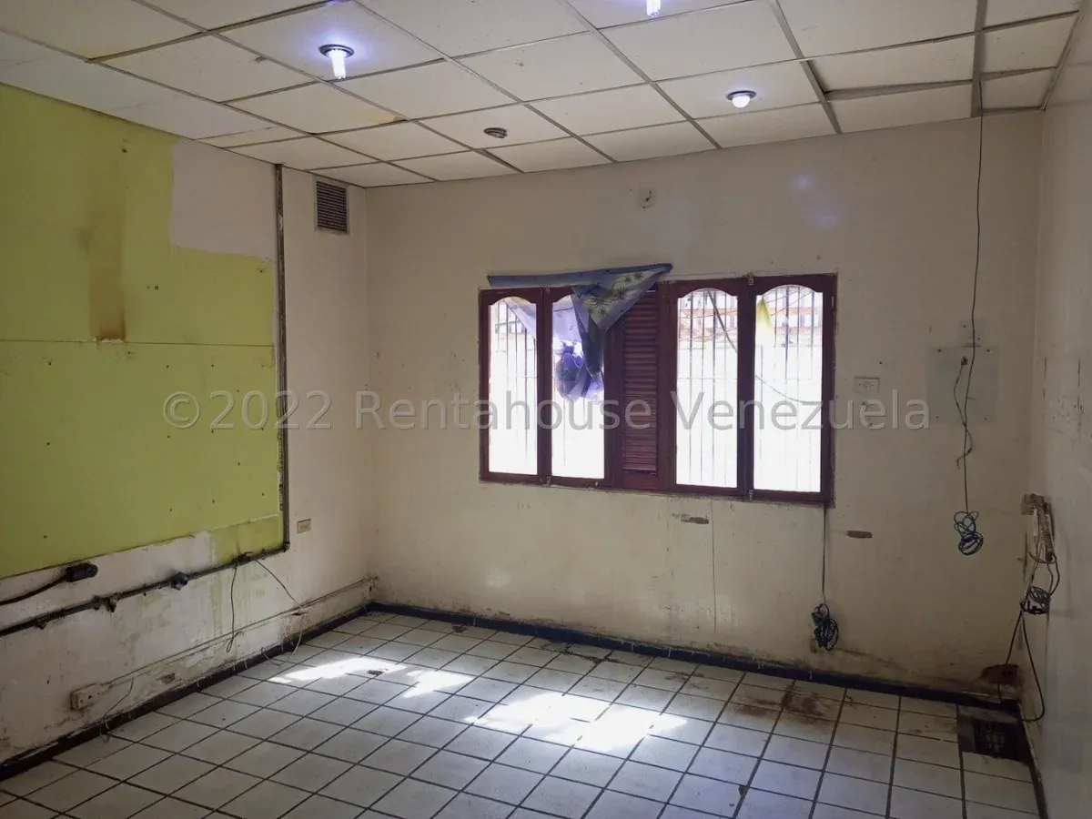 EDIFICACIÓN COMERCIAL EN VENTA EN CALLE 72  - 8