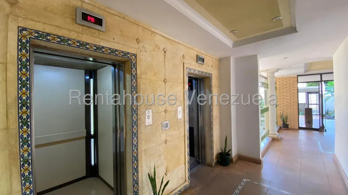 APARTAMENTO EN ALQUILER EN SECTOR VALLE FRIO  - 3