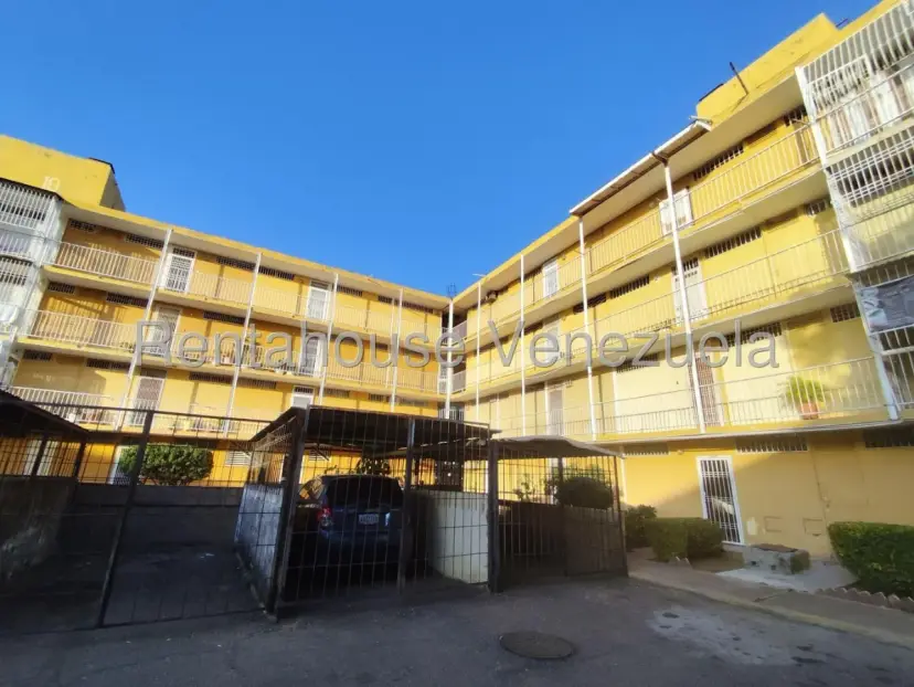 APARTAMENTO EN VENTA EN SECTOR RAÚL LEONI