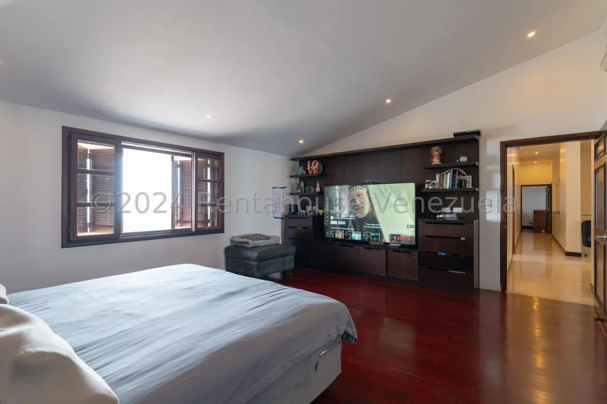 Casa en La Lagunita Country Club, CR, MLS 24-22150. - 11