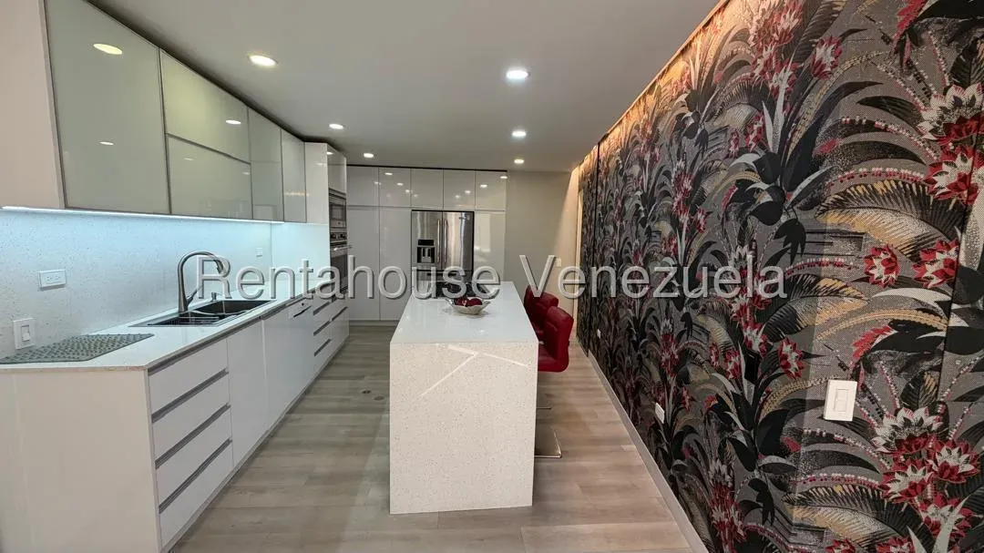 Apartamento en alquiler en Colinas de Valle Arriba, CR, MLS 27-183. - 2