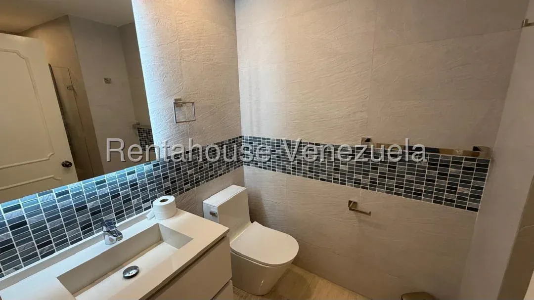 Apartamento en alquiler en Colinas de Valle Arriba, CR, MLS 27-183. - 11
