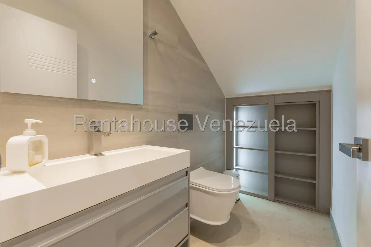 Casa en venta en Prados del Este, CR, MLS 26-17841. - 11