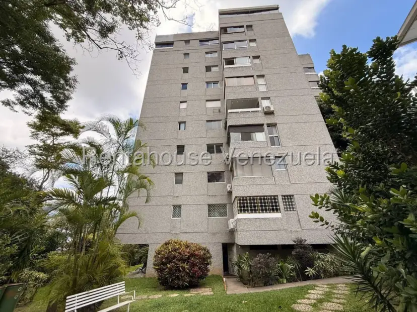 Apartamento en alquiler en Colinas de Bello Monte, CR, MLS 27-921.