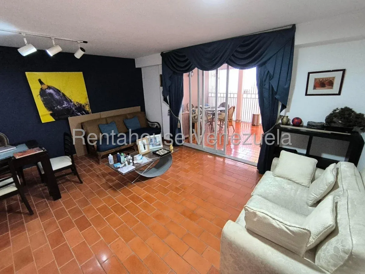 Casa en Colinas de la California, CR, MLS 27-1463. - 3