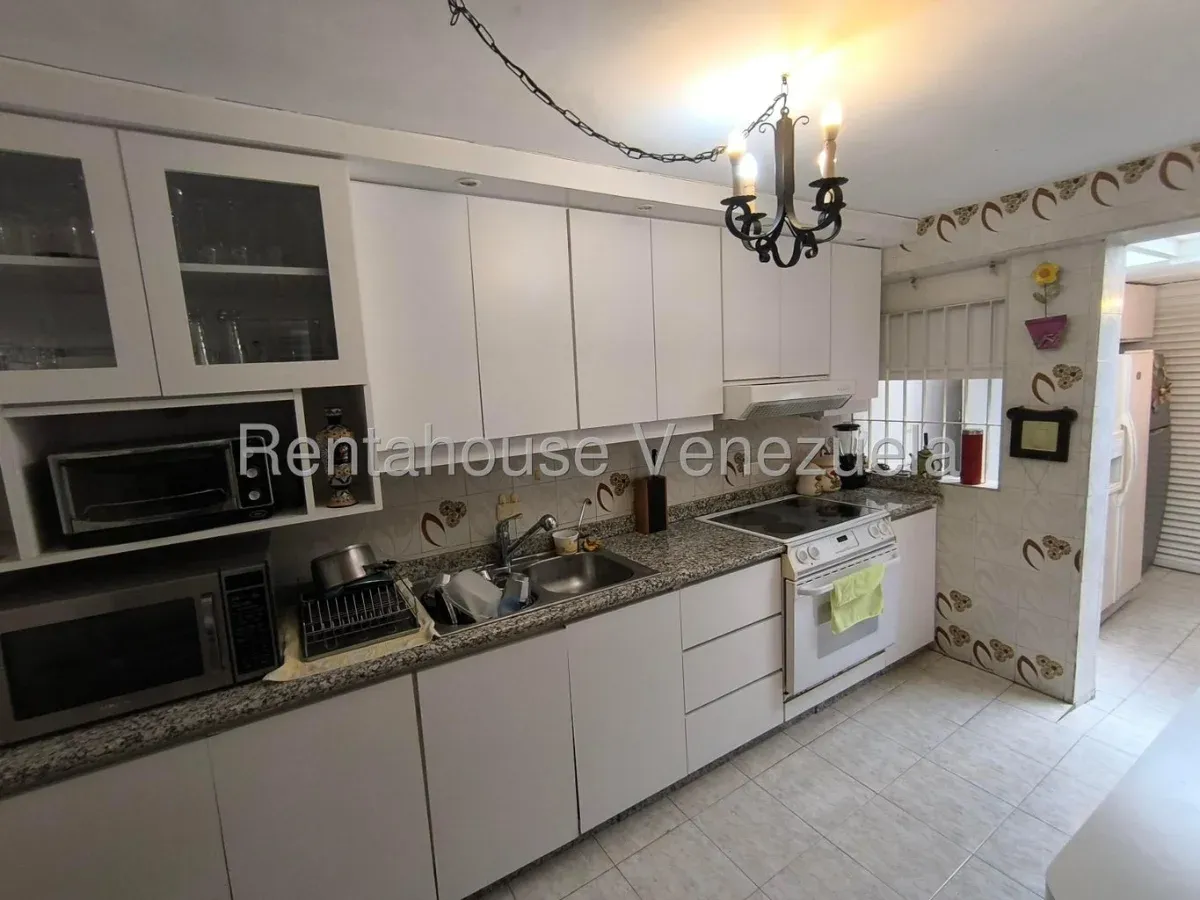Casa en Colinas de la California, CR, MLS 27-1463. - 5