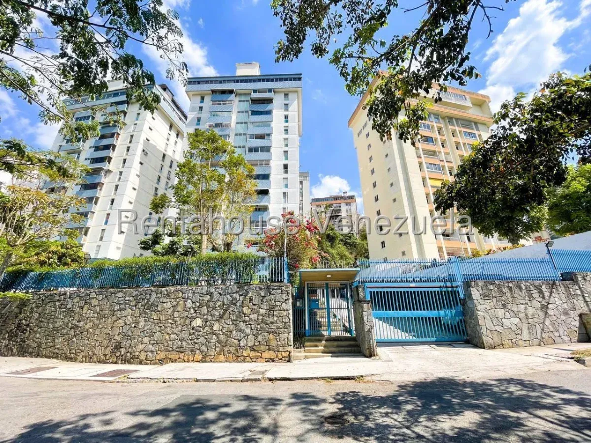 Apartamento en Colinas de Bello Monte, CR, MLS 27-1601.