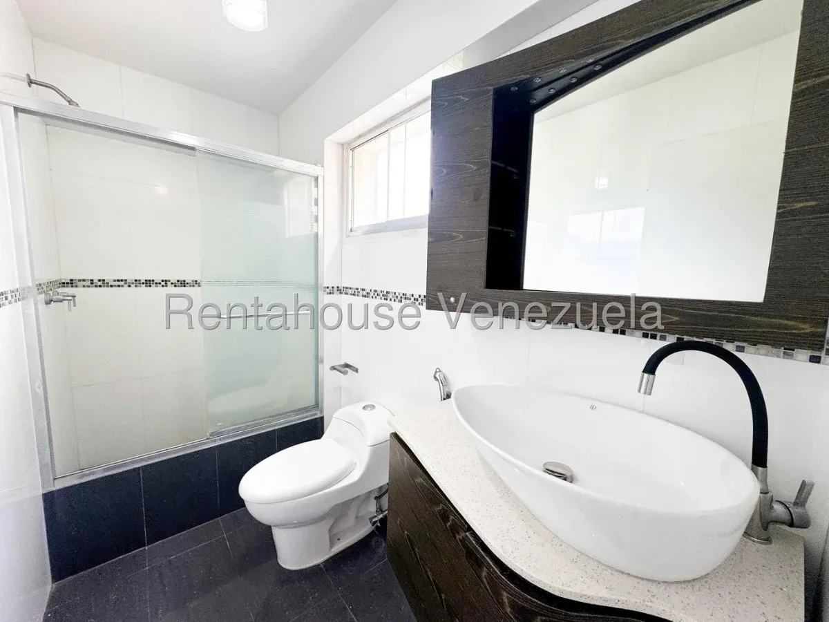 Apartamento en Colinas de Bello Monte, CR, MLS 27-1601. - 18