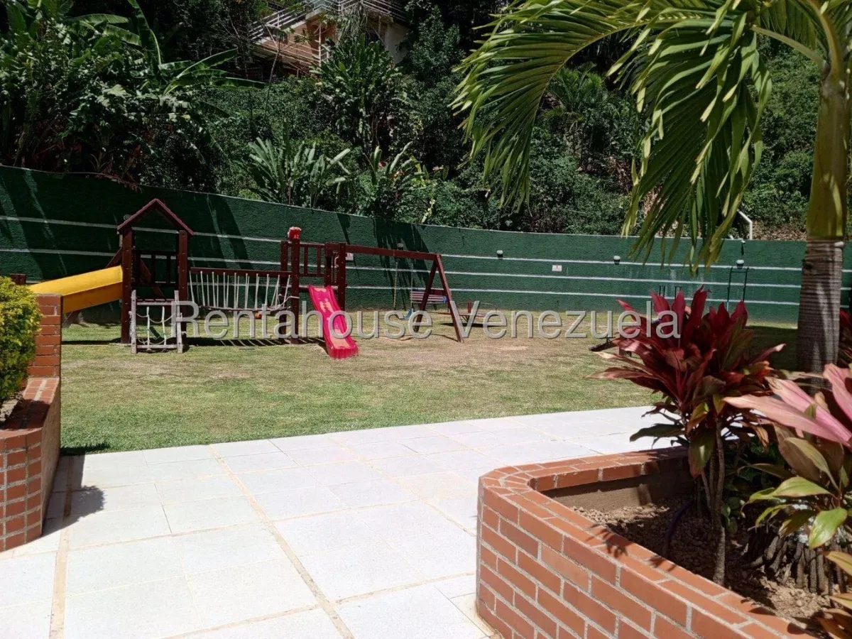 Apartamento en Colinas de los Chaguaramos, CR, MLS 27-1784. - 19