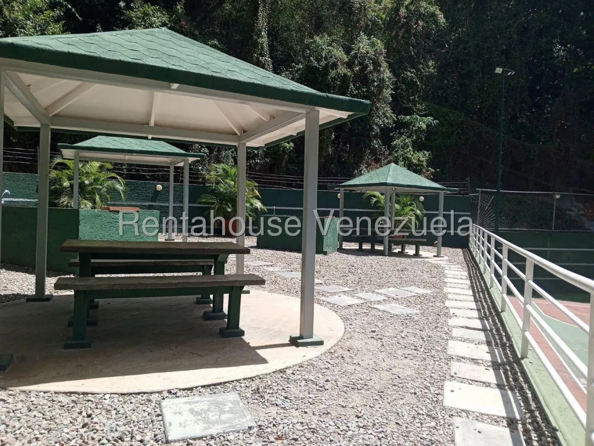 Apartamento en Colinas de los Chaguaramos, CR, MLS 27-1784. - 20