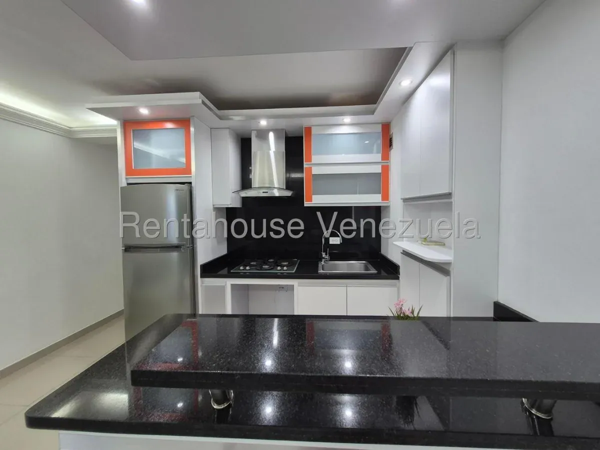 Apartamento en San Bernardino, CR, MLS 27-1795. - 4
