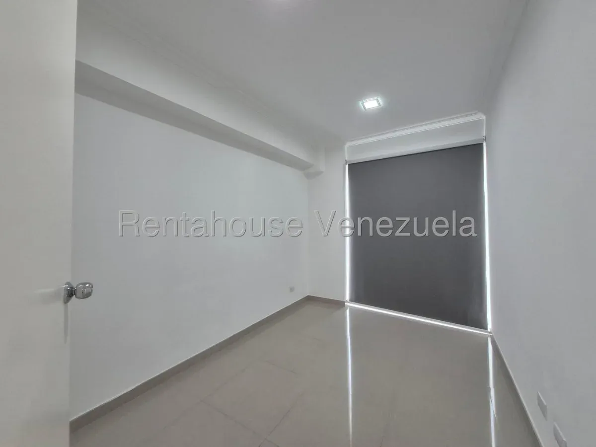 Apartamento en San Bernardino, CR, MLS 27-1795. - 9