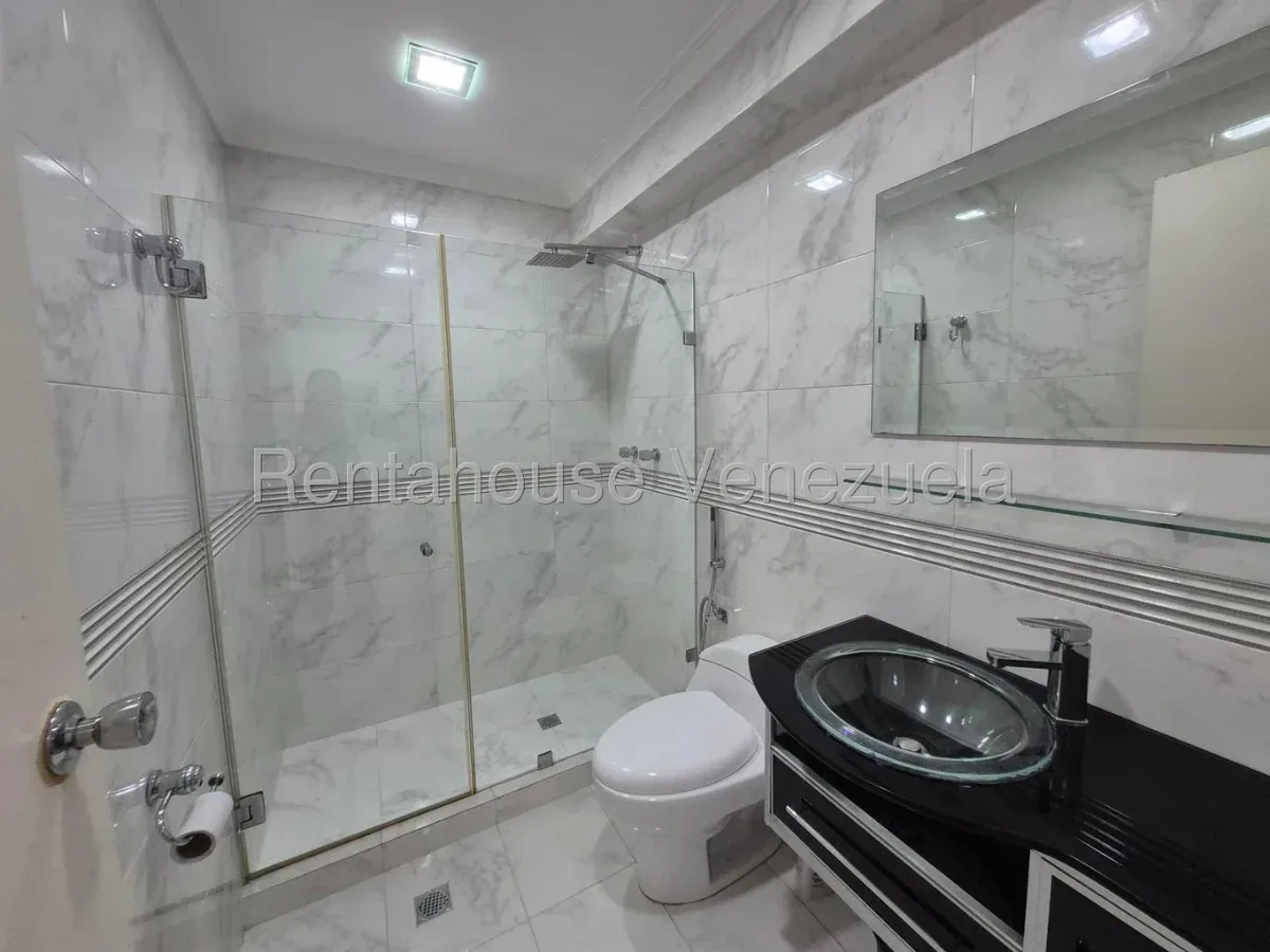 Apartamento en San Bernardino, CR, MLS 27-1795. - 10
