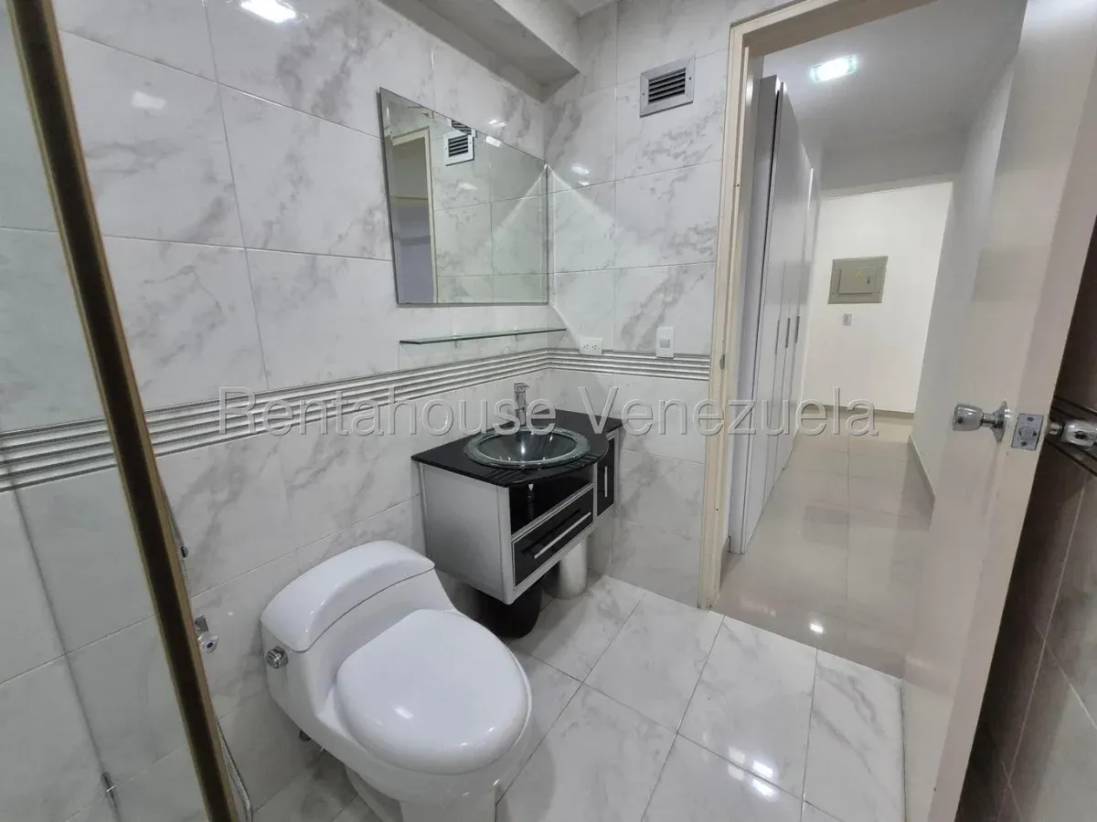 Apartamento en San Bernardino, CR, MLS 27-1795. - 11