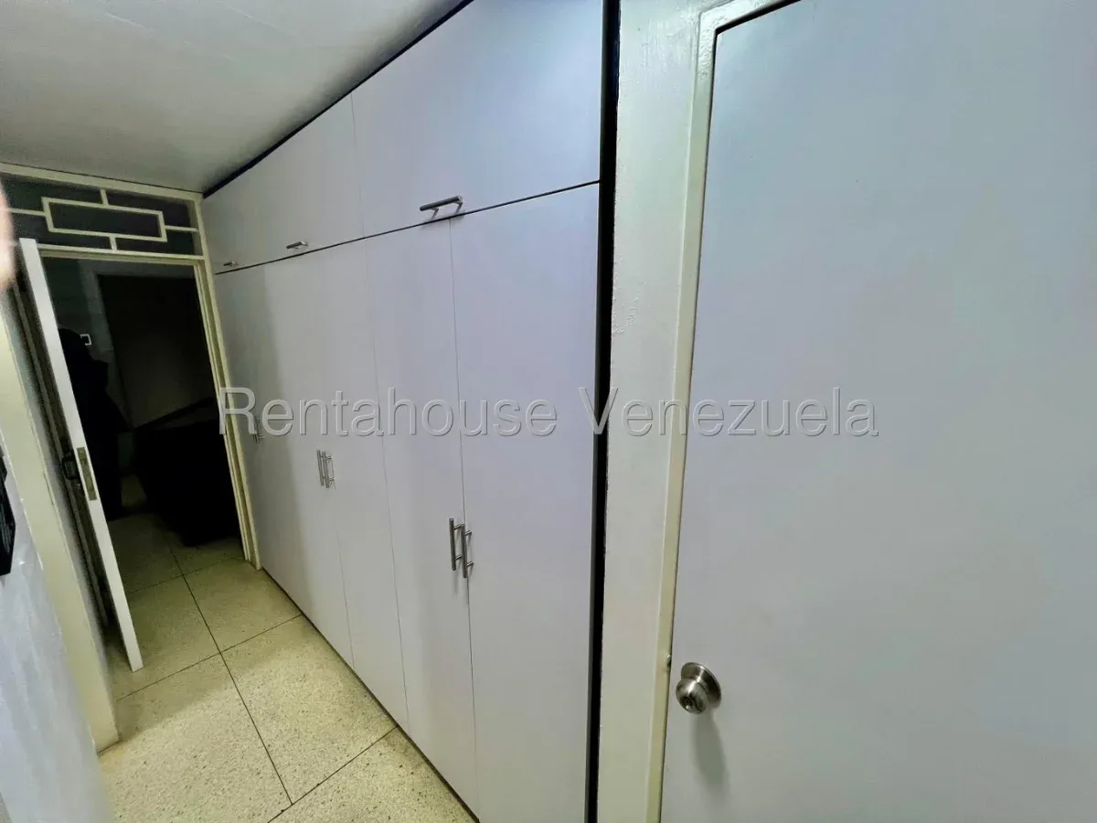 Apartamento en Las Mercedes, CR, MLS 27-2003. - 13