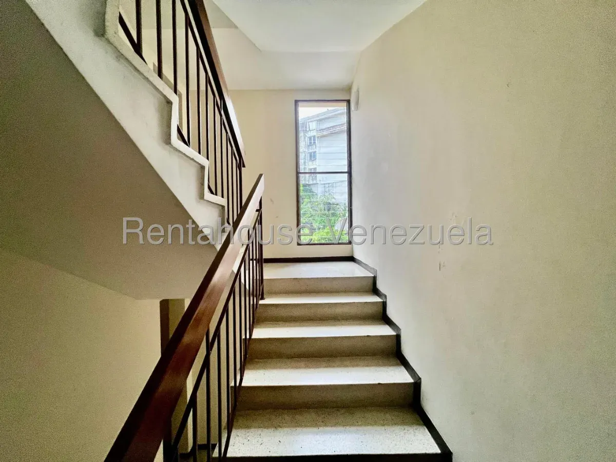 Apartamento en Las Mercedes, CR, MLS 27-2003. - 19