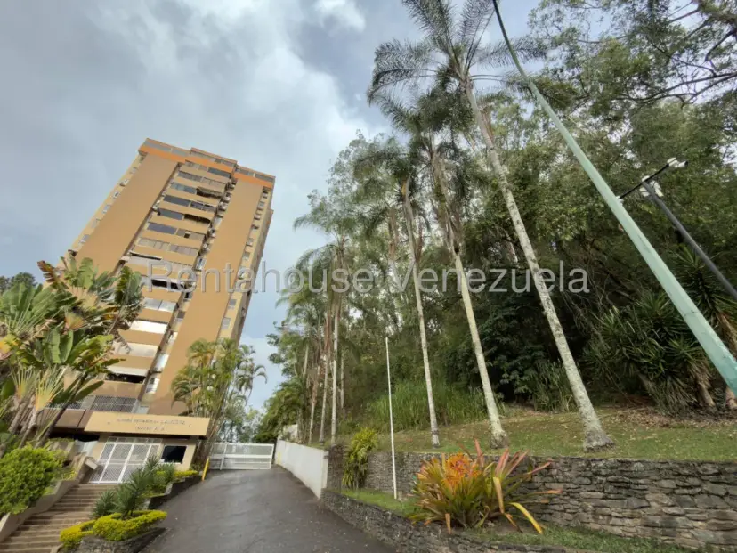 Apartamento en Los Naranjos del Cafetal, CR.