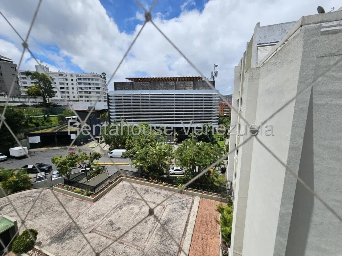 Apartamento en Los Samanes, CR, MLS 27-1606. - 5
