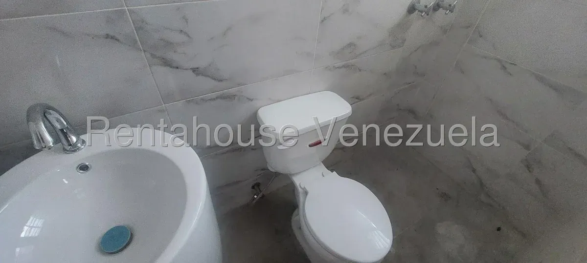 Casa en El Marques, CR, MLS 25-15104. - 10