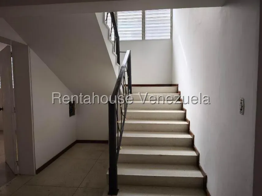 Casa en El Marques, CR, MLS 25-15104. - 12