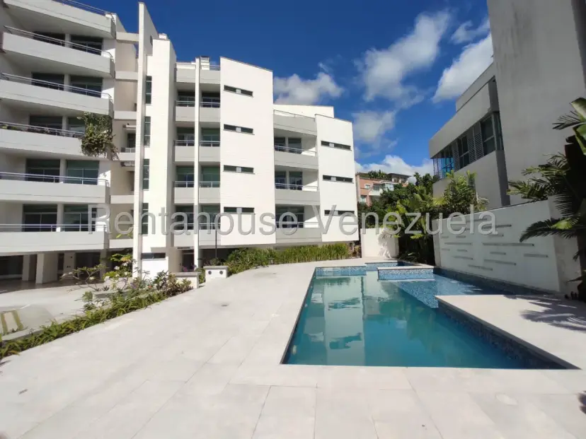 Apartamento en La Castellana, CR, MLS 25-15920.