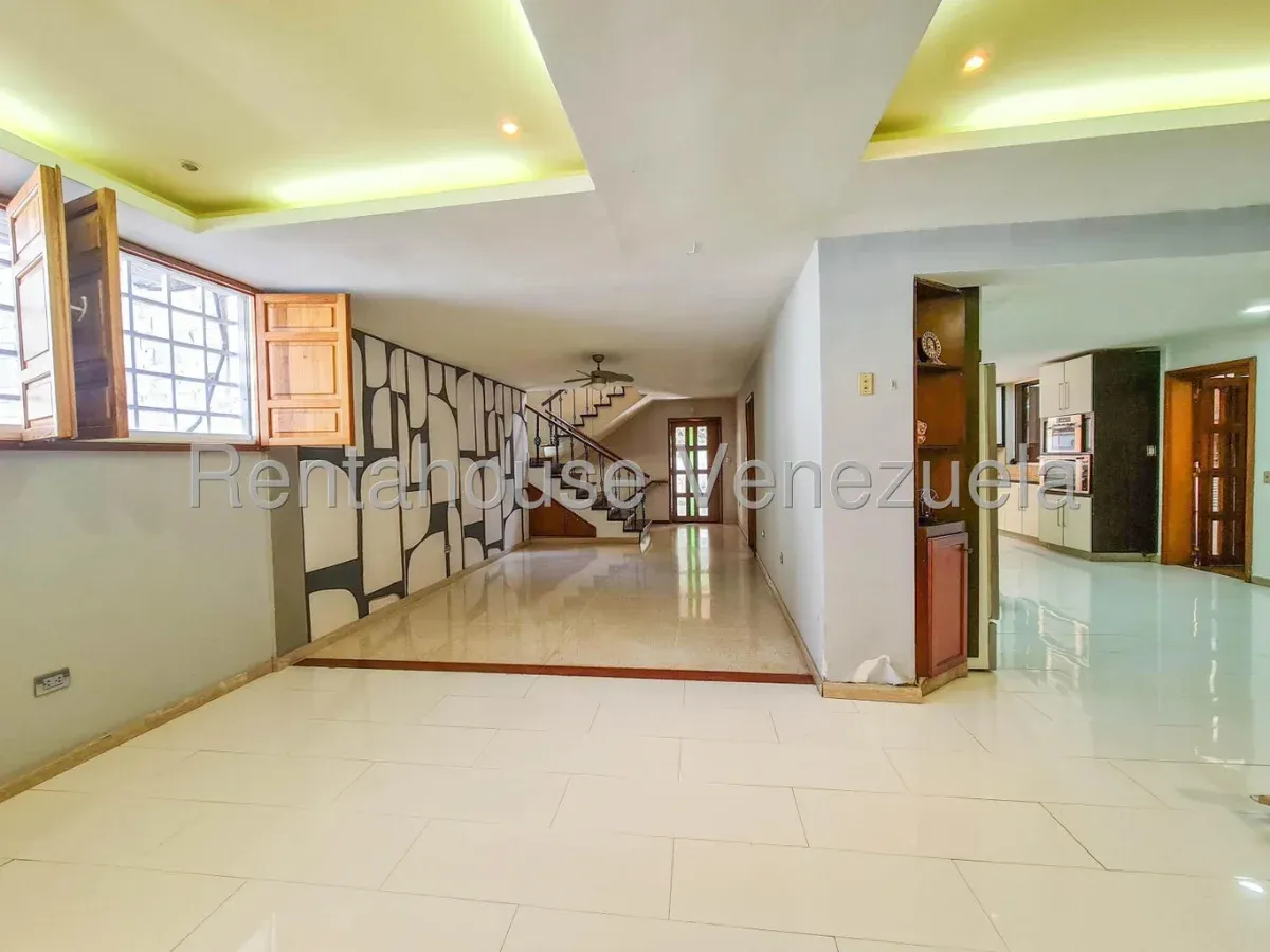 Casa en Cumbres de Curumo, CR, MLS 25-17645. - 18