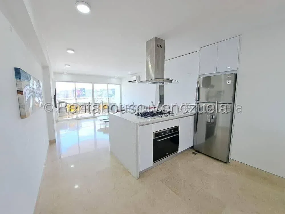 Apartamento en El Rosa, CR, MLS 27-2809. - 3