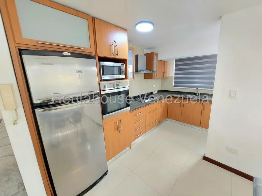 Apartamento en Los Palos Grandes, CR, MLS 26-16071. - 10