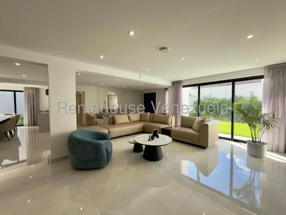 Casa en El Cafetal, CR, MLS 27-3631. - 2