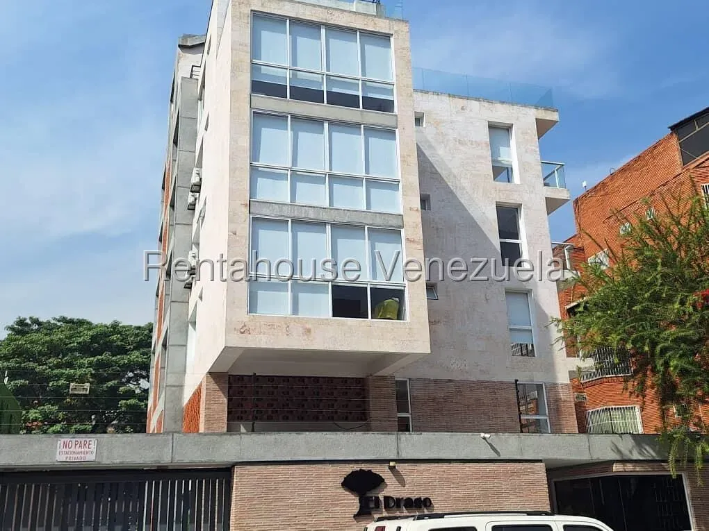 Apartamento en La Castellana, CR, MLS 27-4562.