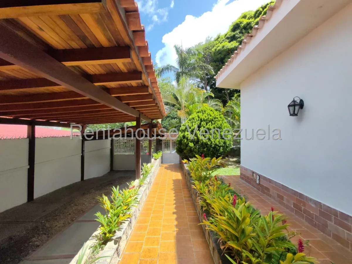 Casa en macaracuay, CR, MLS 27-238. - 4
