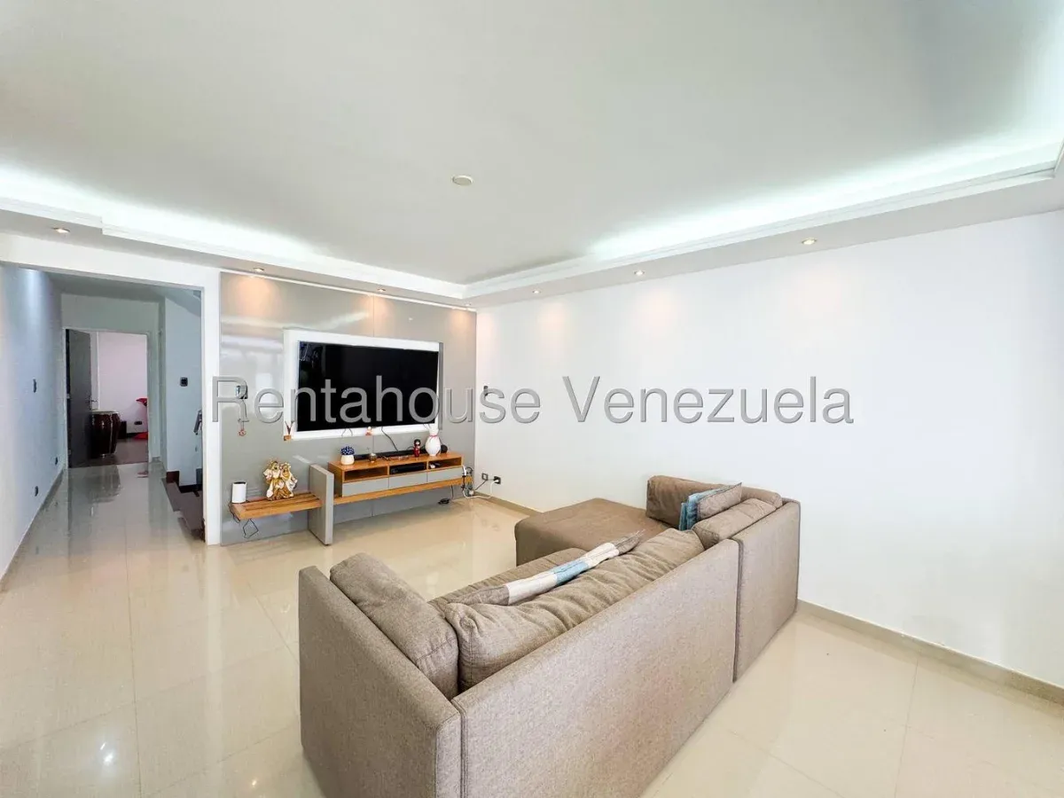 Casa en Prados del Este, CR, MLS 27-2438. - 8