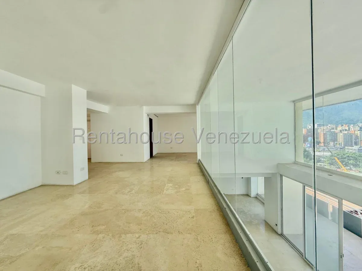 Apartamento en Las Mercedes, CR, #27-5175. - 19