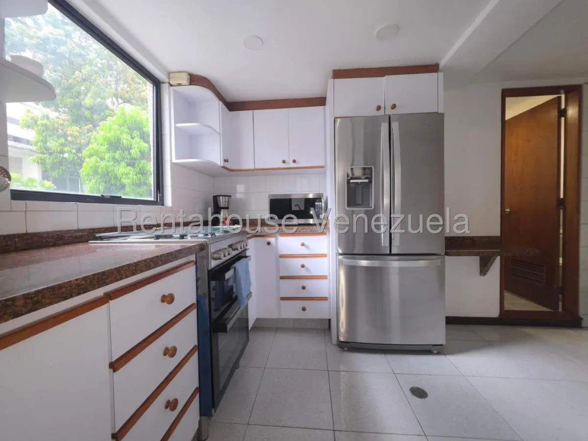 Apartamento en Las Mercedes, CR, MLS 27-4885. - 11