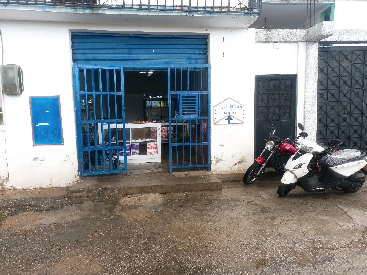 VENDO LOCAL COMERCIAL  - 2