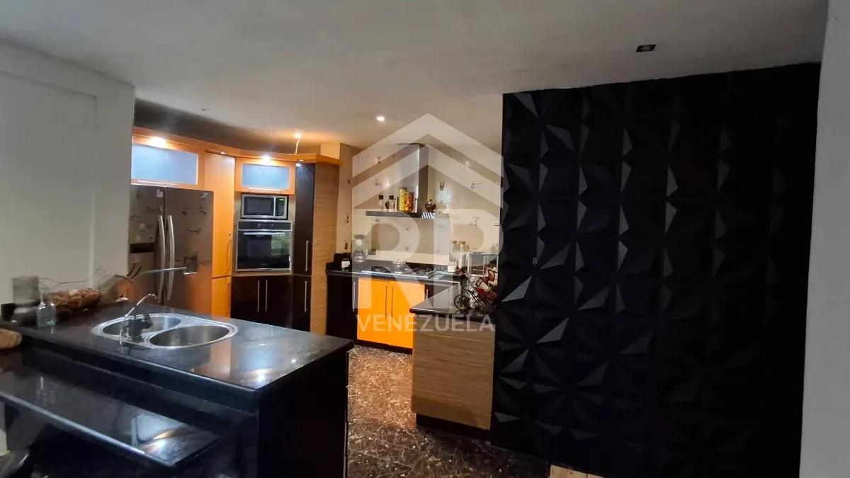 CRC-050 Casa en Venta en el Este de Barquisimeto, El Pedregal - 14