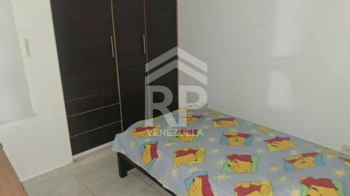  CRC-031 TownHouse en Venta en Residencia Los Chaguaramos, Acarigua - 2
