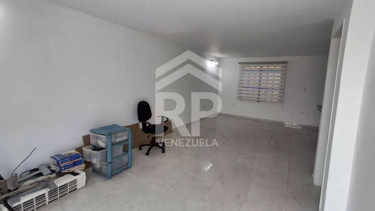  CRC-031 TownHouse en Venta en Residencia Los Chaguaramos, Acarigua - 13
